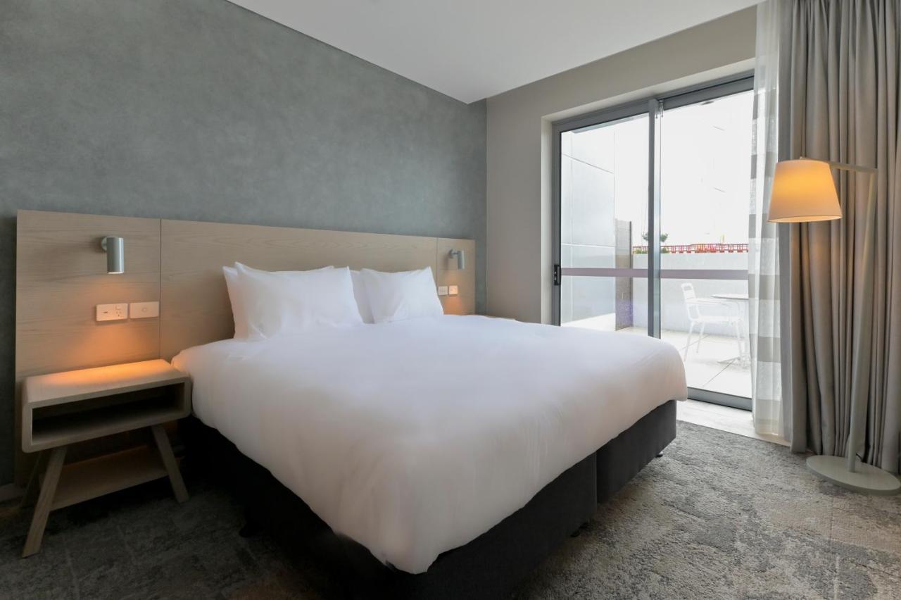 Holiday Inn Express & Suites Sunshine Coast By Ihg Maroochydore Buitenkant foto
