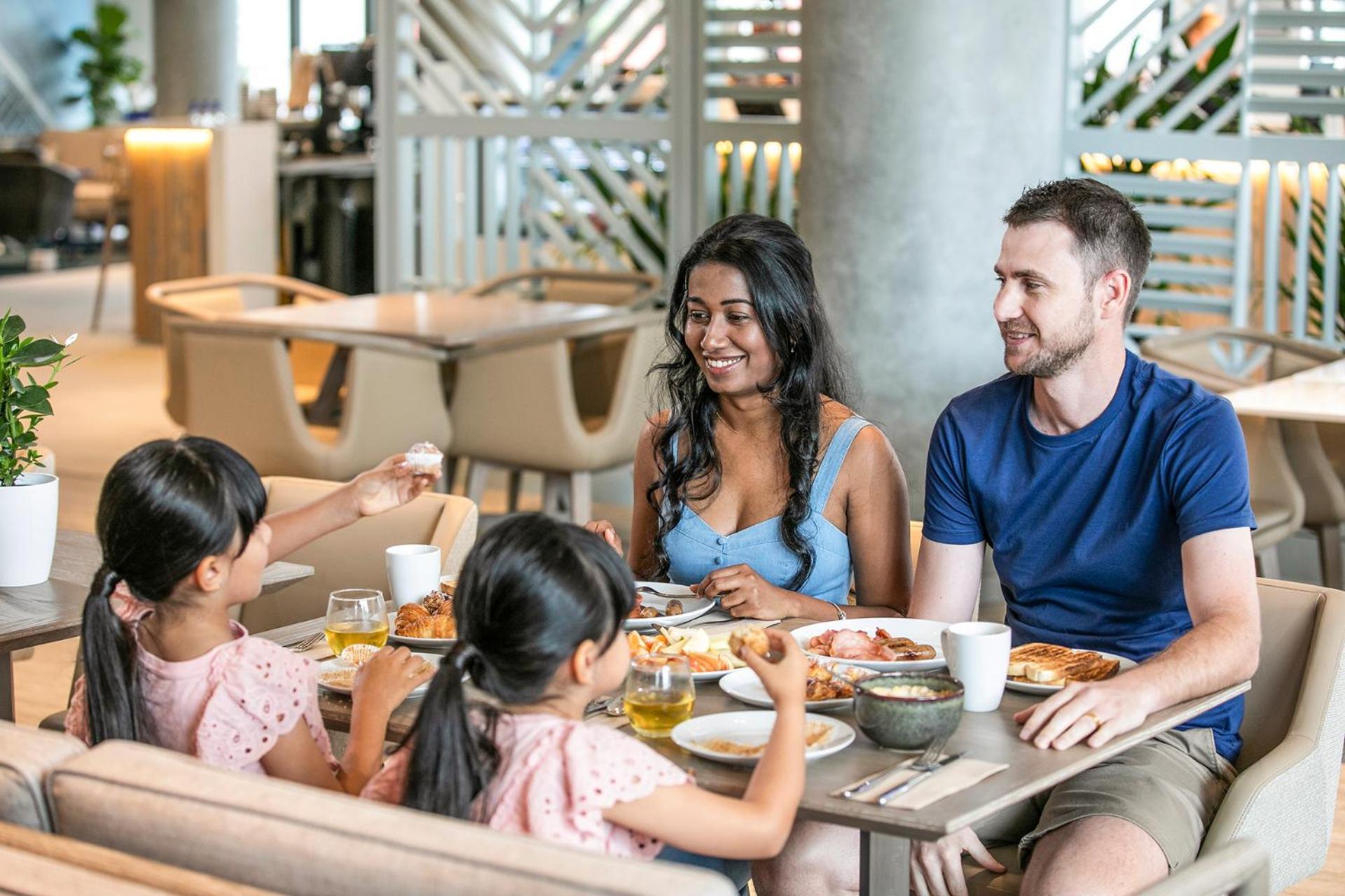 Holiday Inn Express & Suites Sunshine Coast By Ihg Maroochydore Buitenkant foto