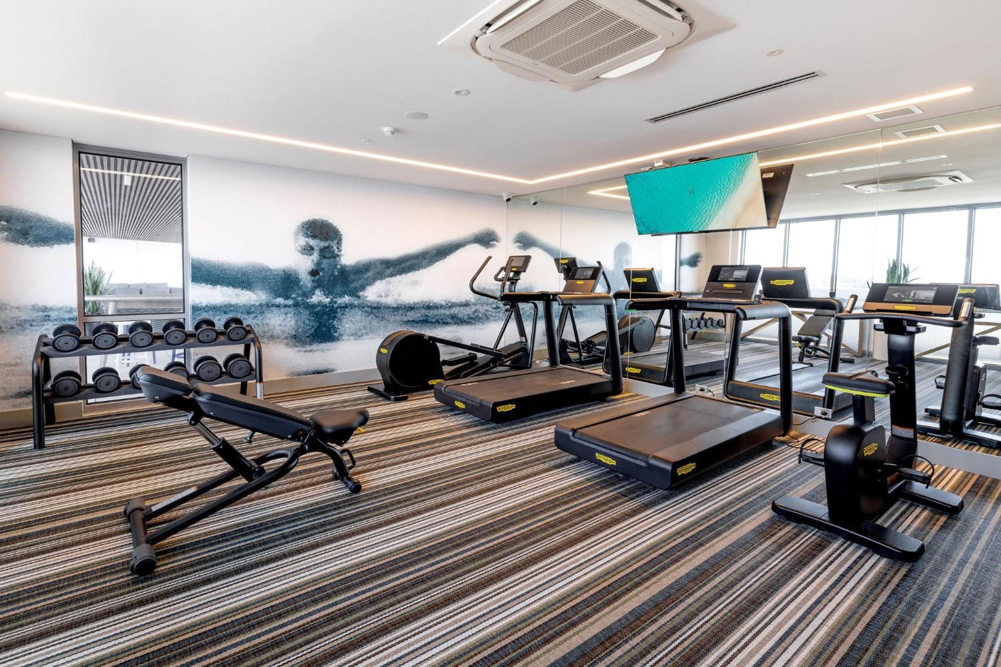 Holiday Inn Express & Suites Sunshine Coast By Ihg Maroochydore Buitenkant foto